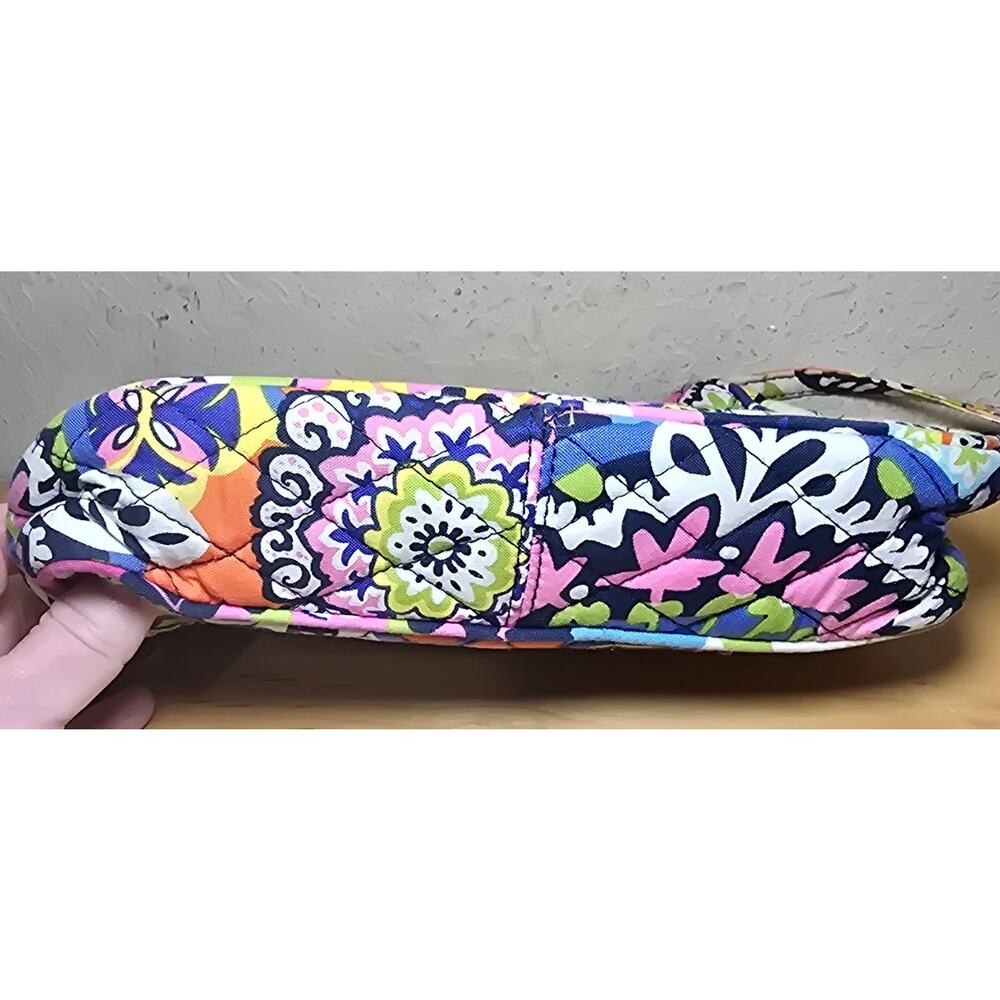 Vera Bradley Crossbody Rio Multi Color Spring Summer Zip Closure One Side Pocket - Picture 6 of 7